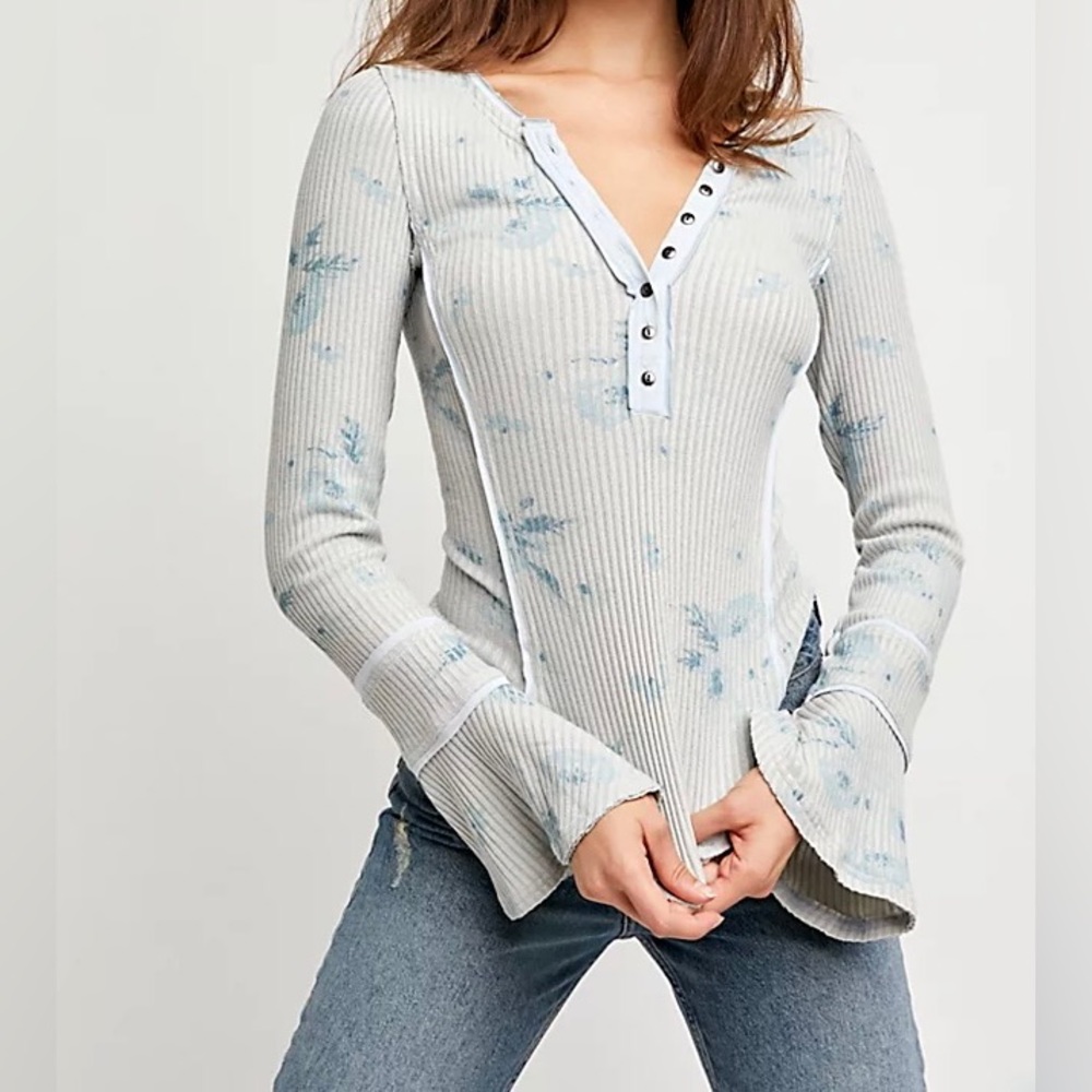 Free People Layer Me Henley, size M